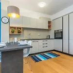 Appartments Strawberry Gostinjska kuća 4*