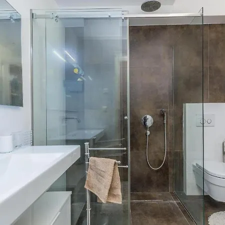 Appartments Strawberry 招待所